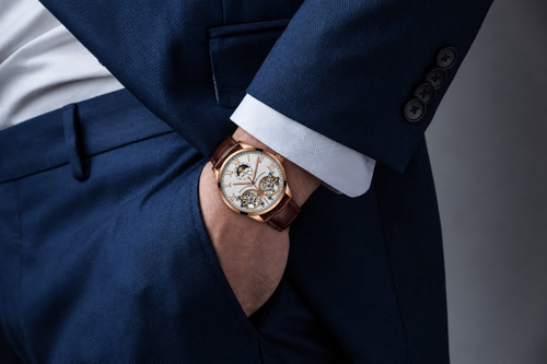 Customer photo of Benedicts Adrian – Men's Mechanical Business Watch
